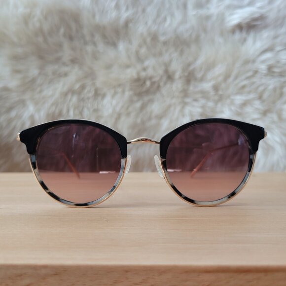 Warby Parker Faye Italian sunglasses - Picture 2 of 7